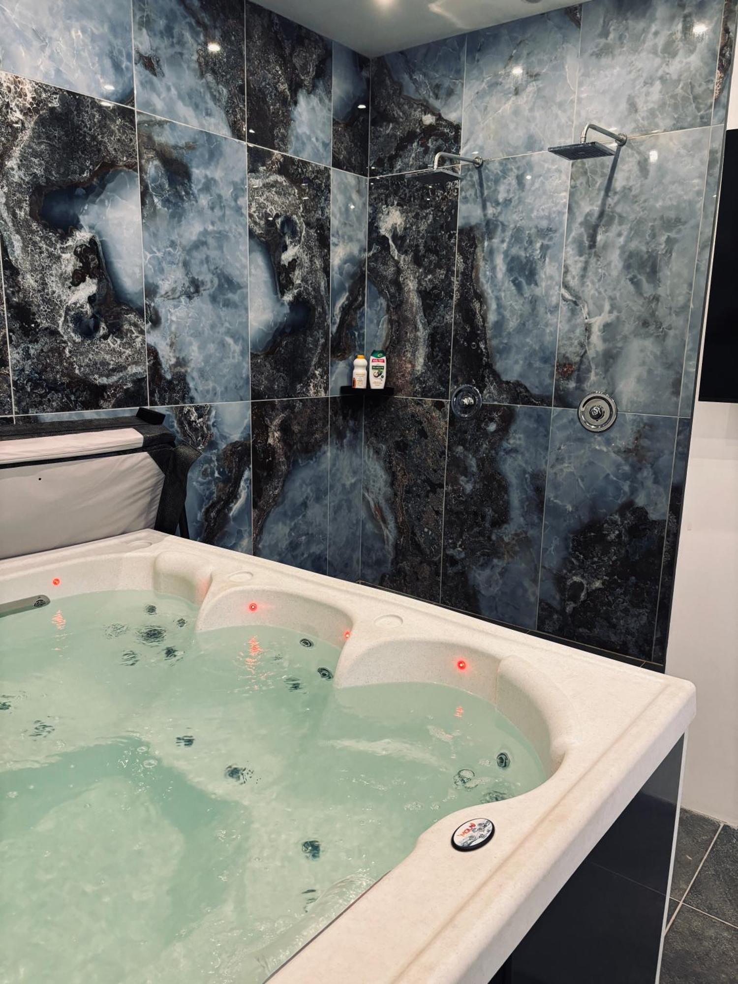 Delicate Addiction Spa لونس المظهر الخارجي الصورة